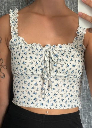 Top fleuri taille XS, marke: Inconnu, zustand: Sehr gut, größe: XS / 34 / 6, 6,00 €, 7,00 € inklusive Vinted-Käuferschutz