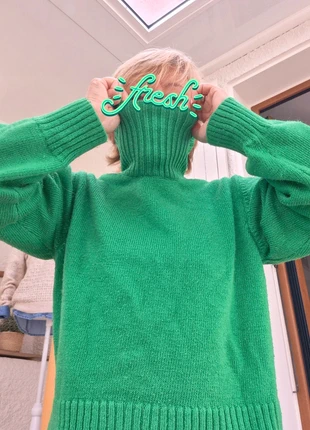 Joli pull vert An'ge, marque: An'ge, état: Très bon état, taille: M / 38 / 10, 10,00 €, 11,20 € Protection acheteurs incluse