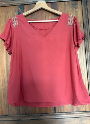 T-shirt couleur brique, marque: Camaïeu, état: Bon état, taille: S / 36 / 8, 4,00 €, 4,90 € Protection acheteurs incluse