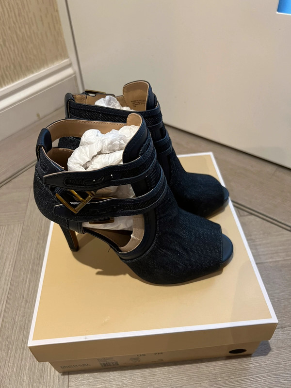 Michael kors store denim flats