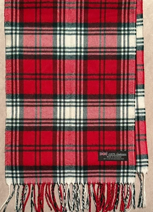 Écharpe cachemire vintage  - Made in Scotland - tartan rouge, marke: made in scotland, zustand: Sehr gut, 42,00 €, 44,80 € inklusive Vinted-Käuferschutz
