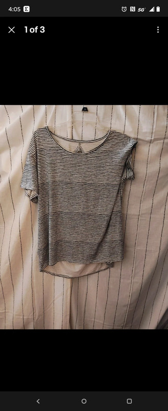 Champion Size XL - Athletic Yoga Tee - Partially Open Back Womens - See Pics 1