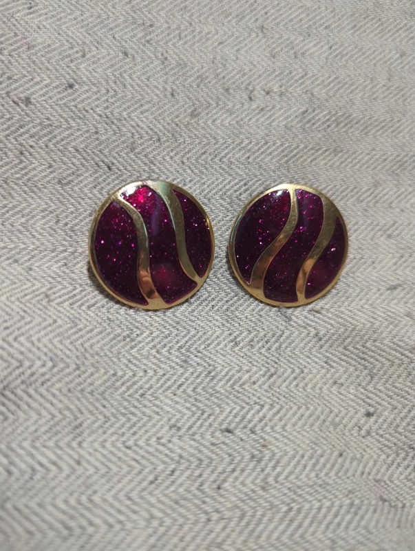 Vintage sparkly pink and goldtoned round pierced earrings 3