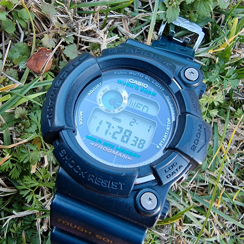 SALENEW大人気!SALENEW大人気!CASIO G-SHOCK GW-200 FROGMAN 腕時計