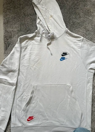 Pull Nike, merk: Nike, staat: Goed, maat: S, € 5,00, € 5,95 inclusief Kopersbescherming