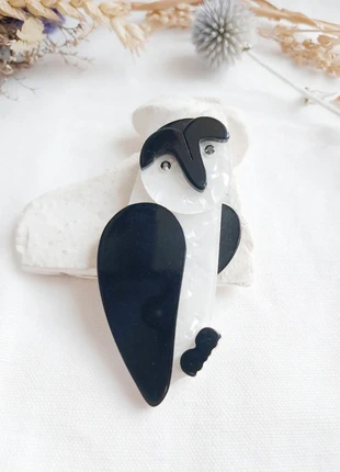 Broche oiseau chouette hibou en acrylique, marke: Chouette, zustand: Sehr gut, 10,00 €, 11,20 € beinhaltet Vinted-Käuferschutz Pro