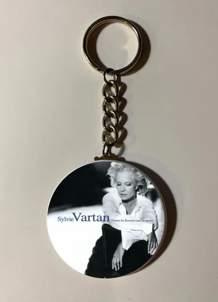 Sylvie Vartan - Porte-clés collector, zustand: Sehr gut, 7,50 €, 8,58 € inklusive Vinted-Käuferschutz