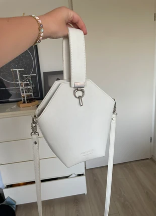 White arny praht vegan leather bag, marque: Arny Praht, état: Très bon état, 15,00 €, 16,45 € Protection acheteurs incluse