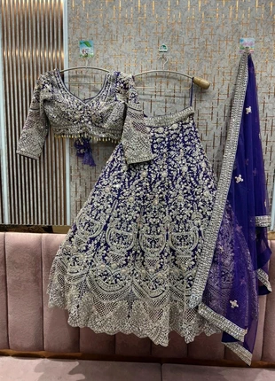 Magnifique Lehenga Violet Luxury, brand: Glamazing Queen, condition: New without tags, size: Other, €325.00, €341.95 includes Buyer Protection Pro