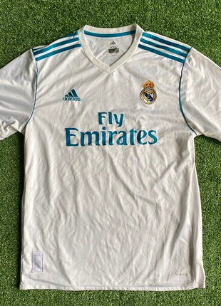Maillot Real Madrid Adidas 2017/2018 Domicile Blanc, marque: adidas, état: Très bon état, taille: XXL, 5,00 €, 5,95 € Protection acheteurs incluse
