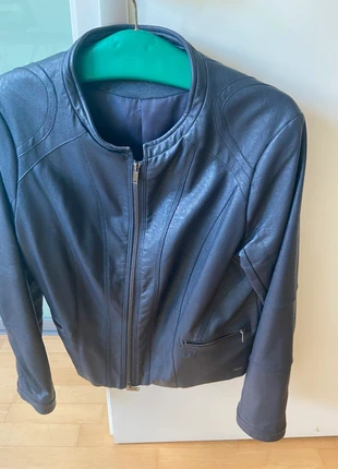 Kort jackje, merk: La Ligna, staat: Heel goed, maat: XXXL / 46 / 18, € 15,00, € 16,45 inclusief Kopersbescherming