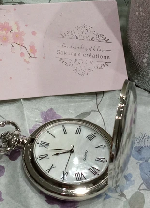 Montre gousset en acier chiffre romain, marke: Quartz, zustand: Neu, mit Etikett, größe: Einheitsgröße, 12,00 €, 13,30 € inklusive Vinted-Käuferschutz