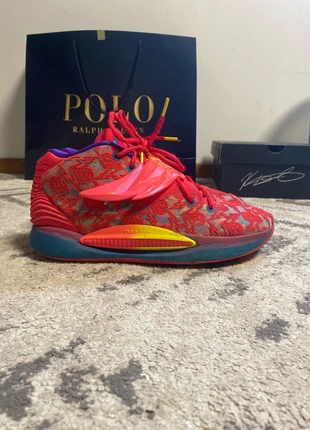 Nike KD 14 Ron English 3 Light Cult Crypto Club, brand: Nike, condizioni: Buone, taglia: 44, €45.00, €47.95 include la Protezione acquisti