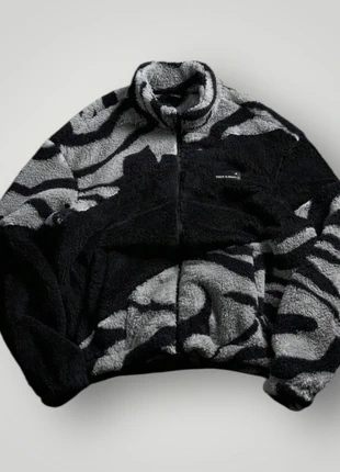 Veste polaire Y2K unisexe - Taille M blanc noir vintage dressing, marque: y2k, état: Neuf sans étiquette, taille: M, 49,90 €, 53,10 € Protection acheteurs incluse