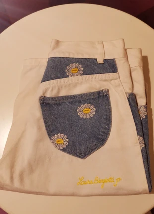 Jeans corti vintage Laura Biagiotti Junior, marke: Laura Biagiotti, zustand: Neu, größe: XXS / 32 / 4, 5,00 €, 5,95 € inklusive Vinted-Käuferschutz