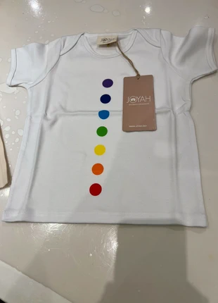 Tee shirt Joyah, marque: joyah, état: Neuf sans étiquette, taille: 9-12 mois / 74 cm, 5,00 €, 5,95 € Protection acheteurs incluse