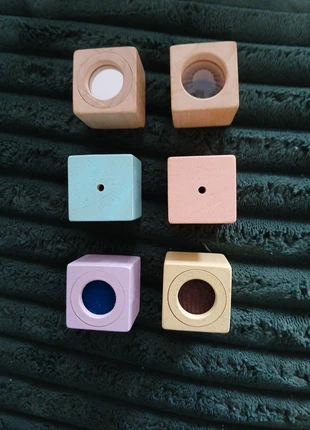 Lot de 6 cubes sensoriels en bois PlanToys, brand: Plan Toys, condizioni: Ottime, taglia: 1-3 mesi / 56 cm, €6.00, €7.00 include la Protezione acquisti