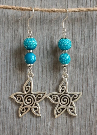 Orecchini con perle blu screziate e stelle argentate, marque: Stelle & Silenzi, état: Neuf sans étiquette, 14,00 €, 15,40 € Protection acheteurs incluse