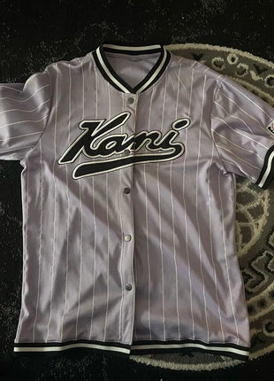 Karl kani jacke, marke: Karl Kani, zustand: Sehr gut, größe: M / 38 / 10, 15,99 €, 17,49 € inklusive Vinted-Käuferschutz