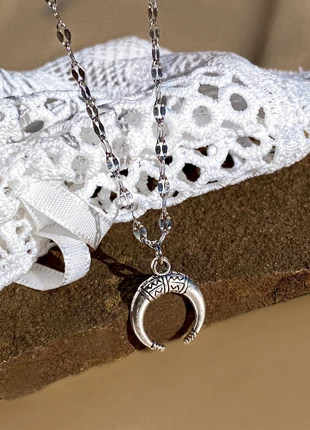 Collar Boho Luna / Collier bohème lune argentée, marque: Local, état: Neuf sans étiquette, 4,99 €, 5,94 € Protection acheteurs (Pro) incluse