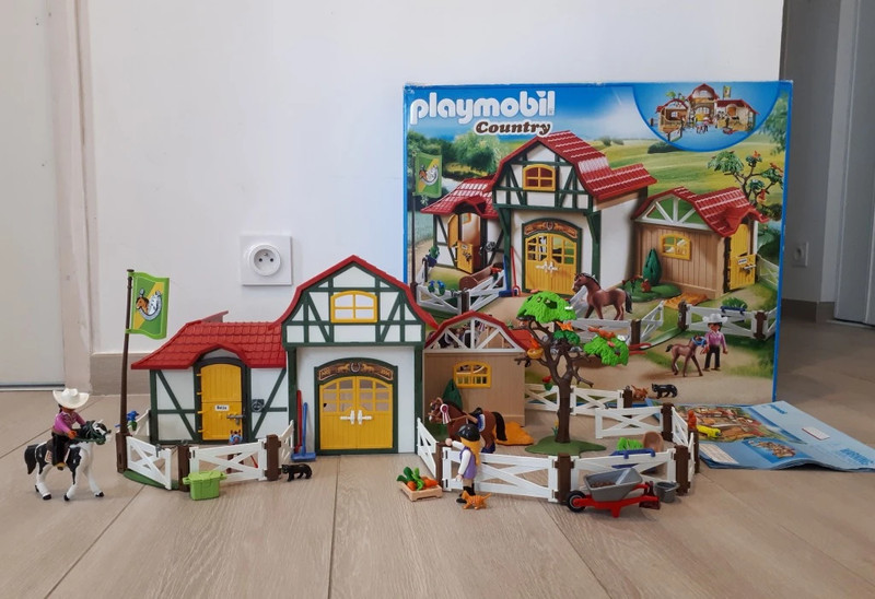 Playmobil Country - Le Club d'équitation - Achat / Vente Playmobil