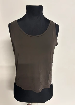 Canotta Max Mara, brand: Max Mara, condizioni: Ottime, taglia: L / IT 44 / EU 40, €19.99, €21.69 include la Protezione acquisti