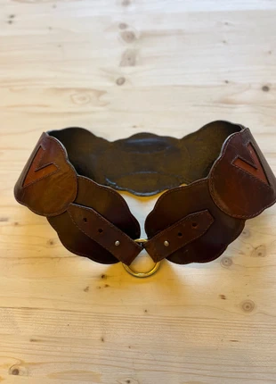 Vintage cintura vintage cuoio spessa chiusura frontale guerriero, marca: Vera Pelle, estado: Muito bom, tamanho: 90 cm, €15.00, €16.45 inclui Proteção do Comprador