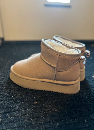 Ugie boot khaki, marca: Style Woerden, estado: Muy bueno, tamaño: 36, 20,00 €, 21,70 € Protección al comprador incluida