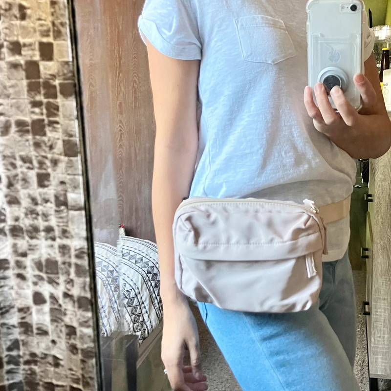 Beige waist bag 2