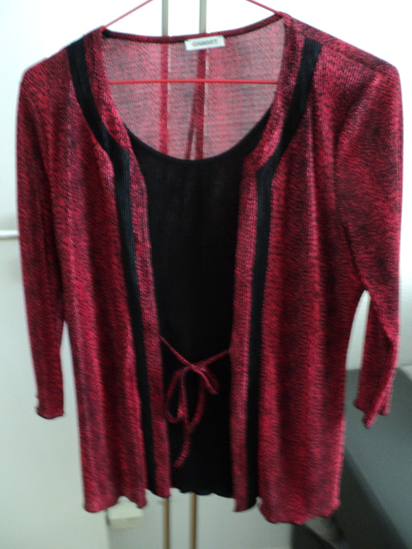 Gilet-Chemisier 2 en 1 Rouge/Noir - Vinted