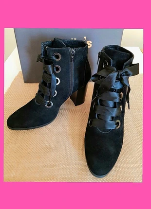 Bottines daim noir taille 37 neuf 💫💥, marca: Camila's, estado: Nuevo con etiquetas, tamaño: 37, 36,00 €, 38,50 € Protección al comprador incluida