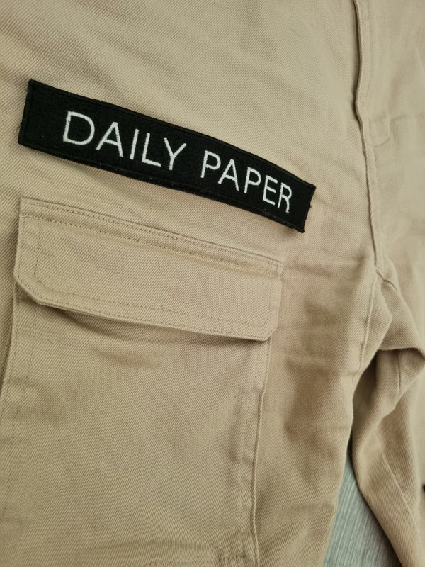 Aanval huiswerk mosterd Daily Paper broek beige maat M - Vinted