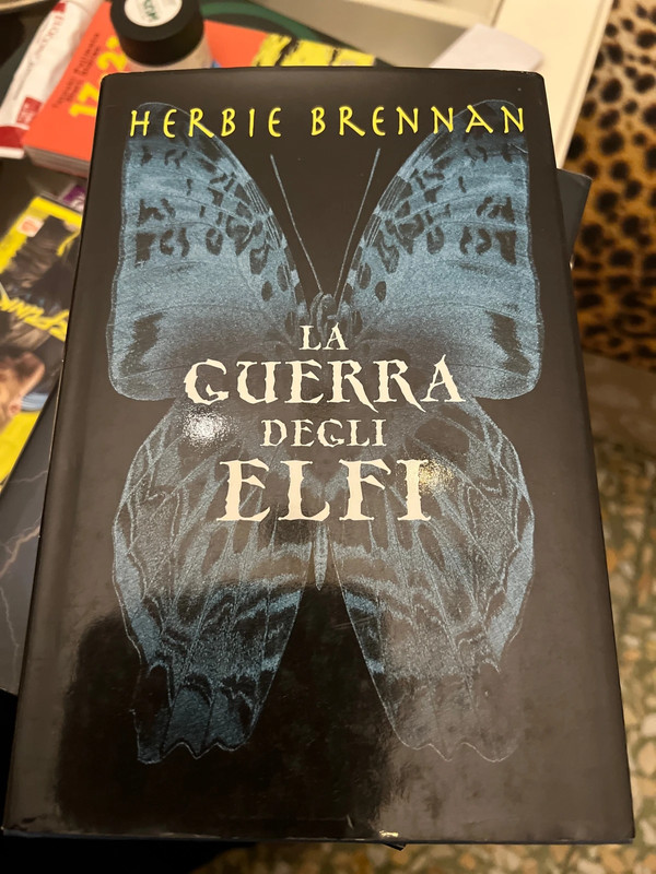 La guerra degli elfi di Herbie Brennan La guerra degli elfi di Herbie Brennan