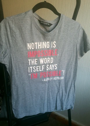 Audrey Hepburn Quote T shirt, brand: skinnifit, condition: Very good, size: XXL / 16, £5.00, £5.95 includes Buyer Protection