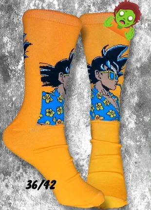 Chaussettes Dragon Ball Goku été chemise fleurie orange 36 42, marke: Dragon Ball, zustand: Sehr gut, größe: 40, 3,00 €, 3,85 € inklusive Vinted-Käuferschutz