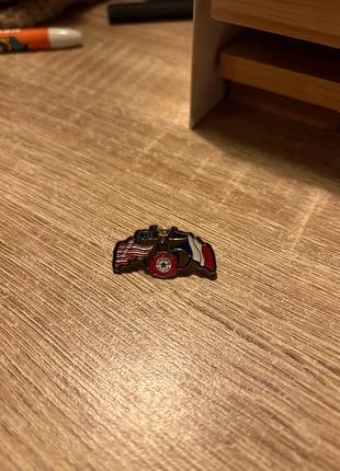 Pin’s converse, marque: Converse, état: Bon état, 1,00 €, 1,75 € Protection acheteurs incluse