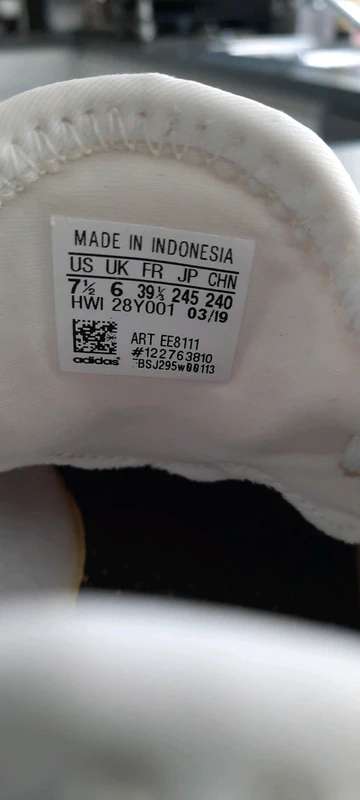 Basket Adidas 39 1/3 - photo numéro 5