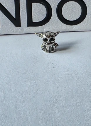 Charm grogu, brand: Star Wars, condizioni: Nuovo con cartellino, €10.00, €11.20 include la Protezione acquisti