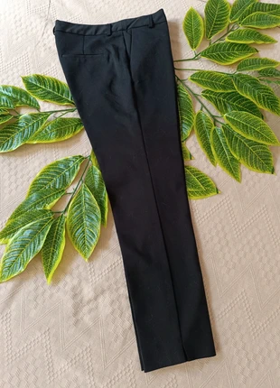 Pantalone Stradivarius taglia dritto 🎁, marque: Stradivarius, état: Très bon état, taille: L / 40 / 12, 8,00 €, 9,10 € Protection acheteurs incluse