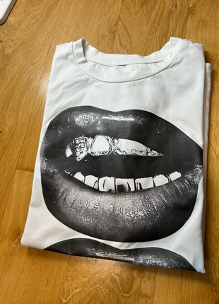 T shirt large mystic, marque: Mystic, état: Neuf sans étiquette, taille: M, 30,00 €, 32,20 € Protection acheteurs incluse