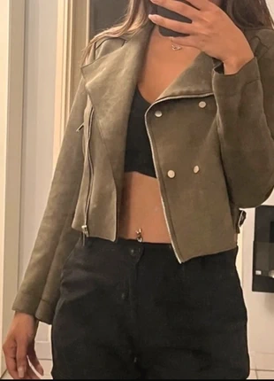 Veste en daim vert kaki , brand: Boutique Parisienne, condition: New without tags, size: S / 36 / 8, €20.00, €21.70 includes Buyer Protection