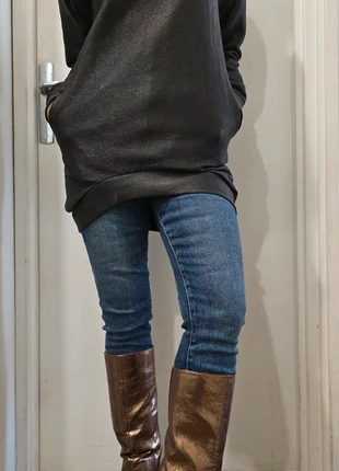 Sweat noir métallisé Faith Connexion – édition créateur – taille XS – très bon état, marke: Faith Connexion, zustand: Sehr gut, größe: XS / 34 / 6, 40,00 €, 42,70 € inklusive Vinted-Käuferschutz