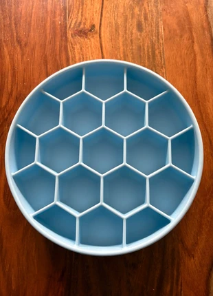 Gamelle chien antiglouton nid d’abeille., marque: honey comb, état: Neuf sans étiquette, 12,00 €, 13,30 € Protection acheteurs incluse