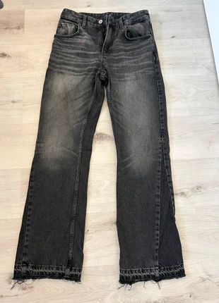 Zara Flared Jean, marke: Zara, zustand: Neu, größe: S / 36 / 8, 30,00 €, 32,20 € inklusive Vinted-Käuferschutz