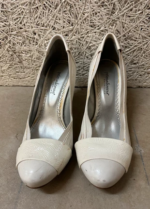 Talons blancs Primadonna taille 38, marque: PrimaDonna, état: Satisfaisant, taille: 38, 6,00 €, 7,00 € Protection acheteurs incluse