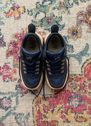 plateformes Eytys bleu chromées 39, marque: Eytys, état: Bon état, taille: 39, 50,00 €, 53,20 € Protection acheteurs incluse