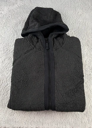 Polaire full zip the north face / Noir sans logo / taille M femme, marke: The North Face, zustand: Zufriedenstellend, größe: M / 38 / 10, 20,00 €, 21,70 € inklusive Vinted-Käuferschutz