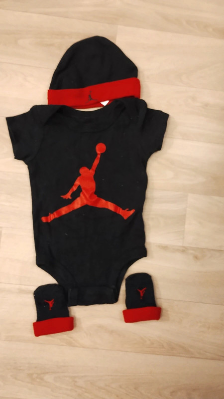 Set bébé jordan 1