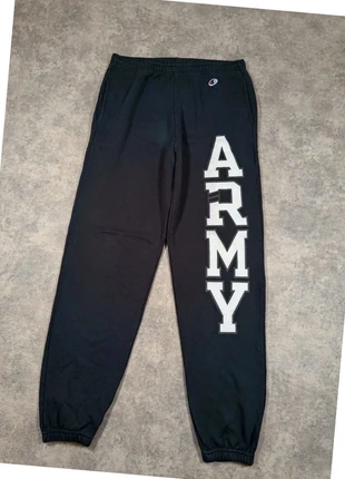 Jogging / trackpant noir champion army taille S avec logo brodé, merk: Champion, staat: Heel goed, maat: S, € 12,90, € 14,25 inclusief Kopersbescherming
