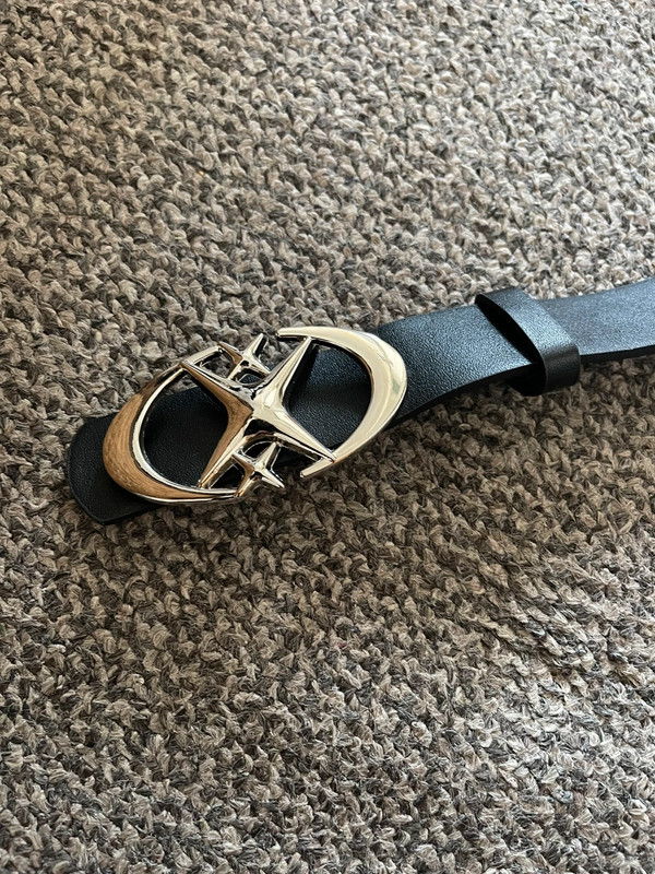 Y2k style belt